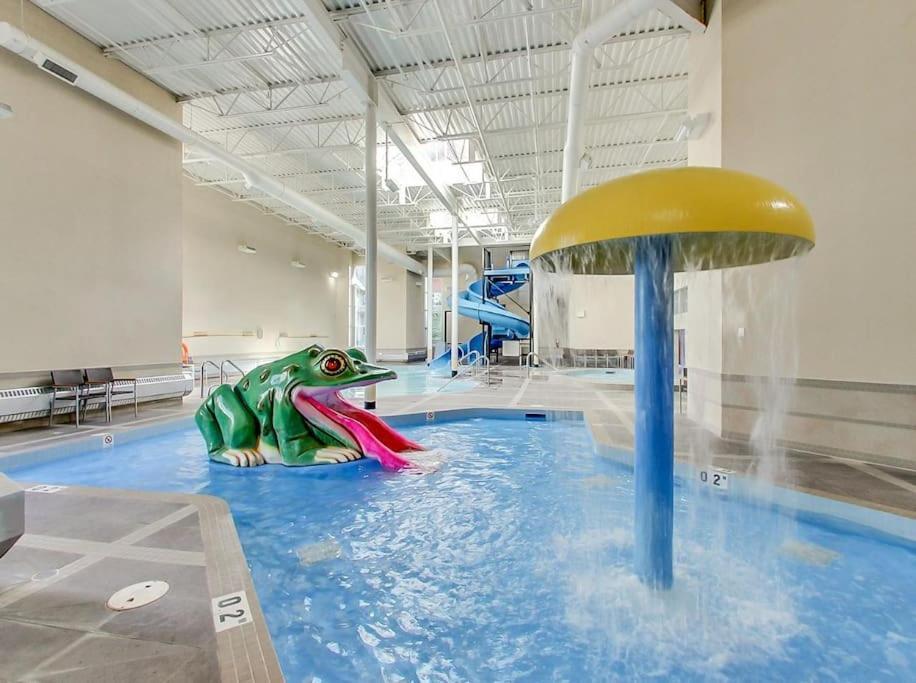 Mountain Retreat, Pool & Hot Tub, Bbq, Patio, King Bed, Sleeps 6! Aparthotel Canmore Exterior photo